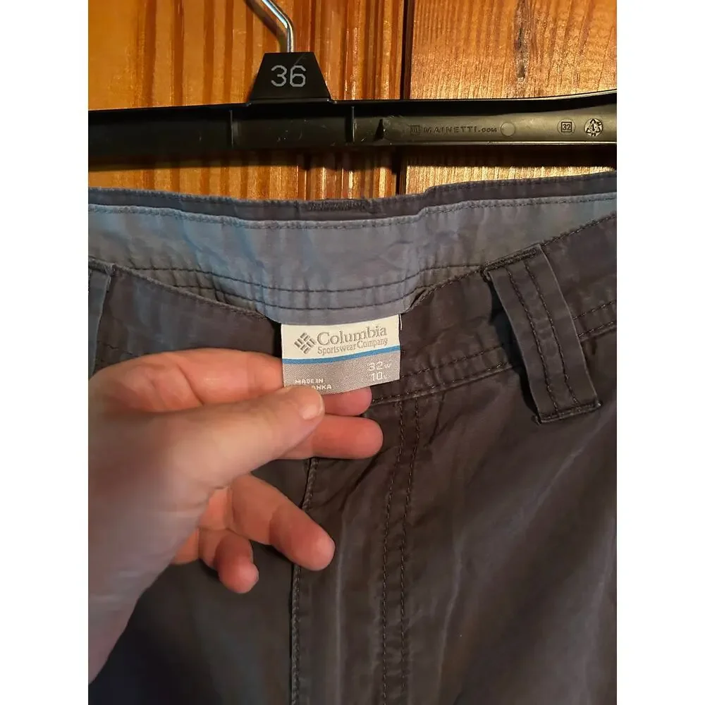 Mens gray Columbia Sportswear flat front shorts size 32